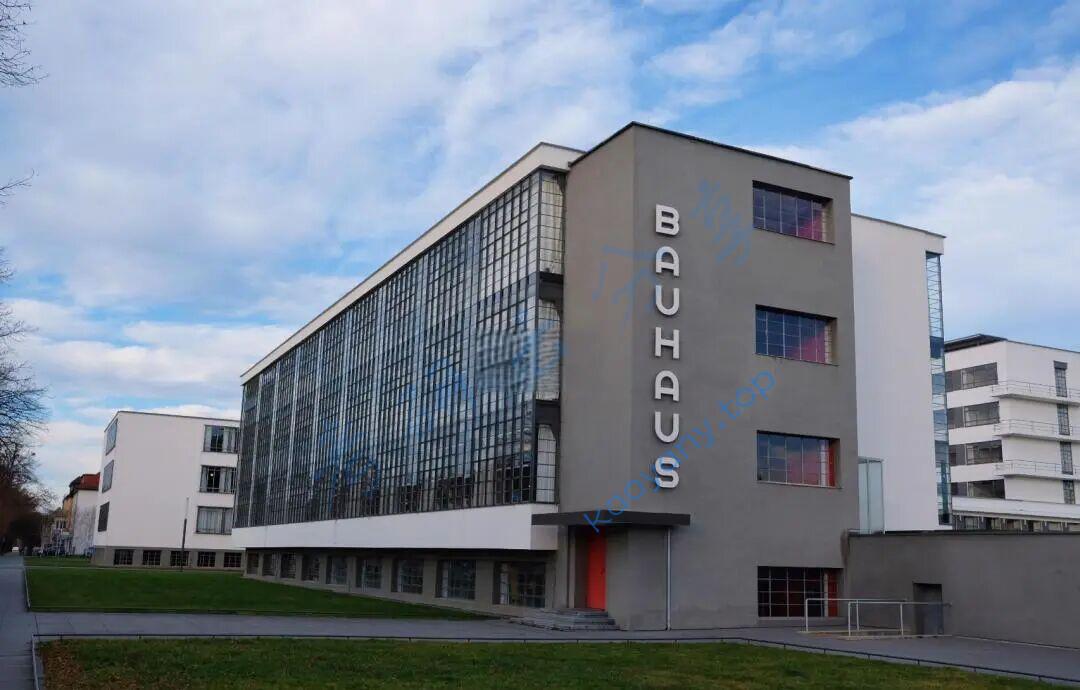 2026年广东外语外贸大学654设计基础理论考研真题及答案,0d8e0399e5c02fe13df0632531193129.jpg,广东外语外贸大学设计基础理论,广东外语外贸大学,设计基础理论,第2张